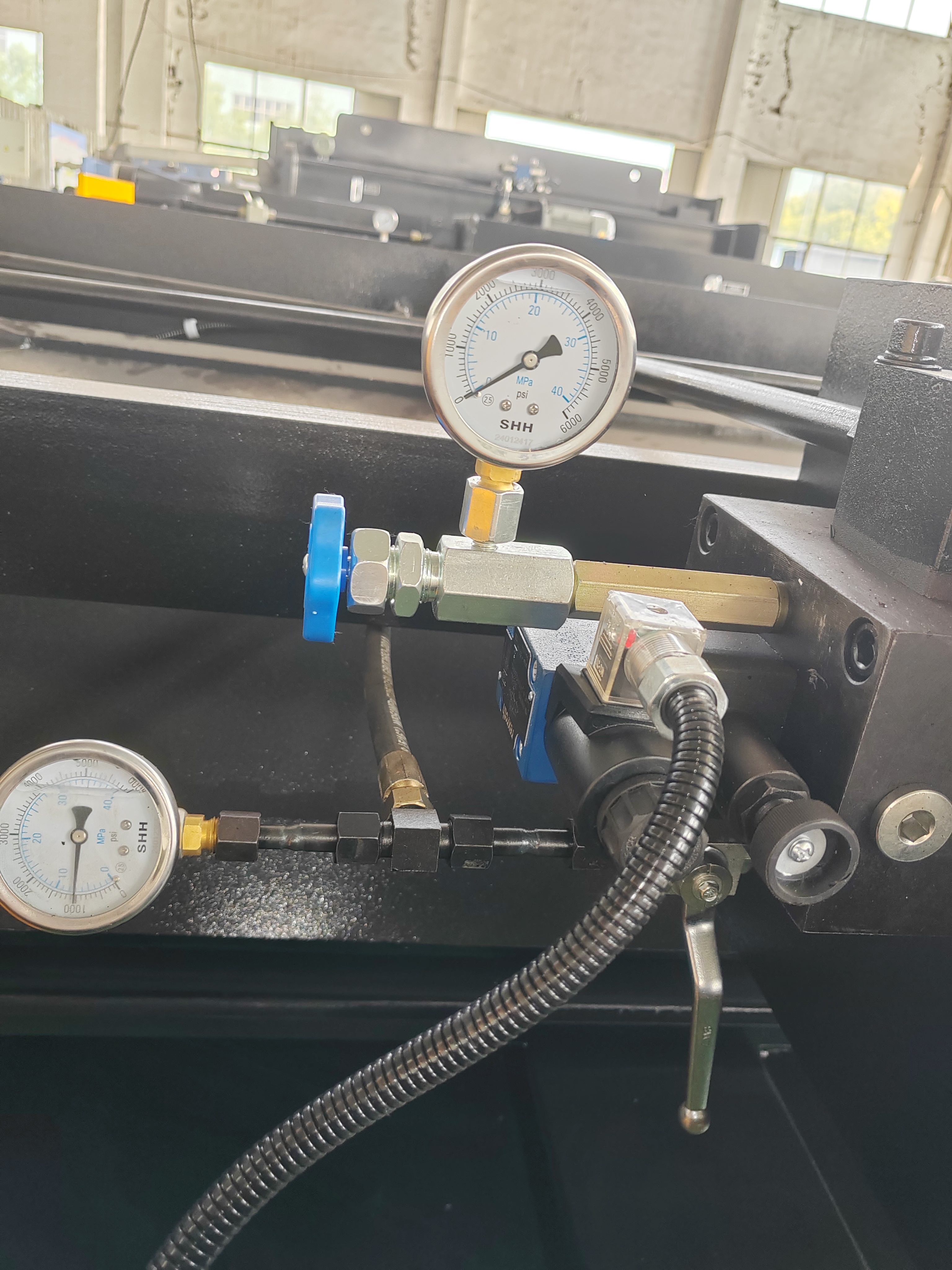 Гильотина гидравлическая Stalex HSB 2500x4 - 3